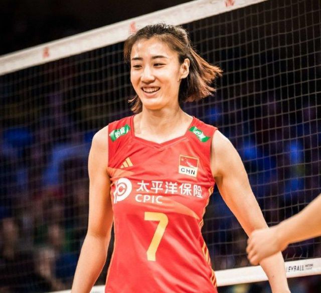 开云体育登录-体育运动：女子比赛场上实力抢眼