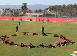 开云平台-球队拉练进行中，全队齐心协力的简单介绍