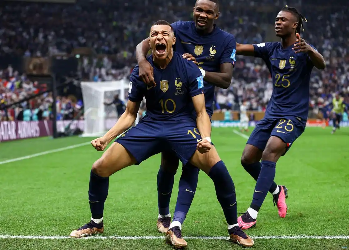 法甲球队士气高涨，连续取得胜利的简单介绍