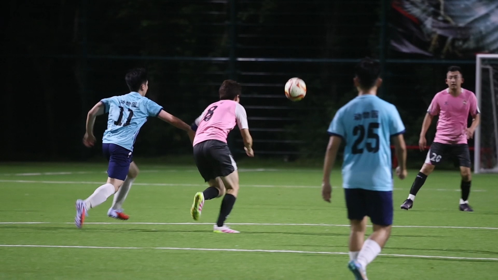 包含精彩瞬间回放！全新一季足球赛事开启的词条