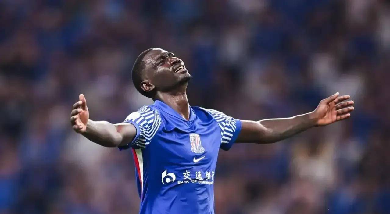 包含上海申花闷平对手，积分榜略显不足的词条