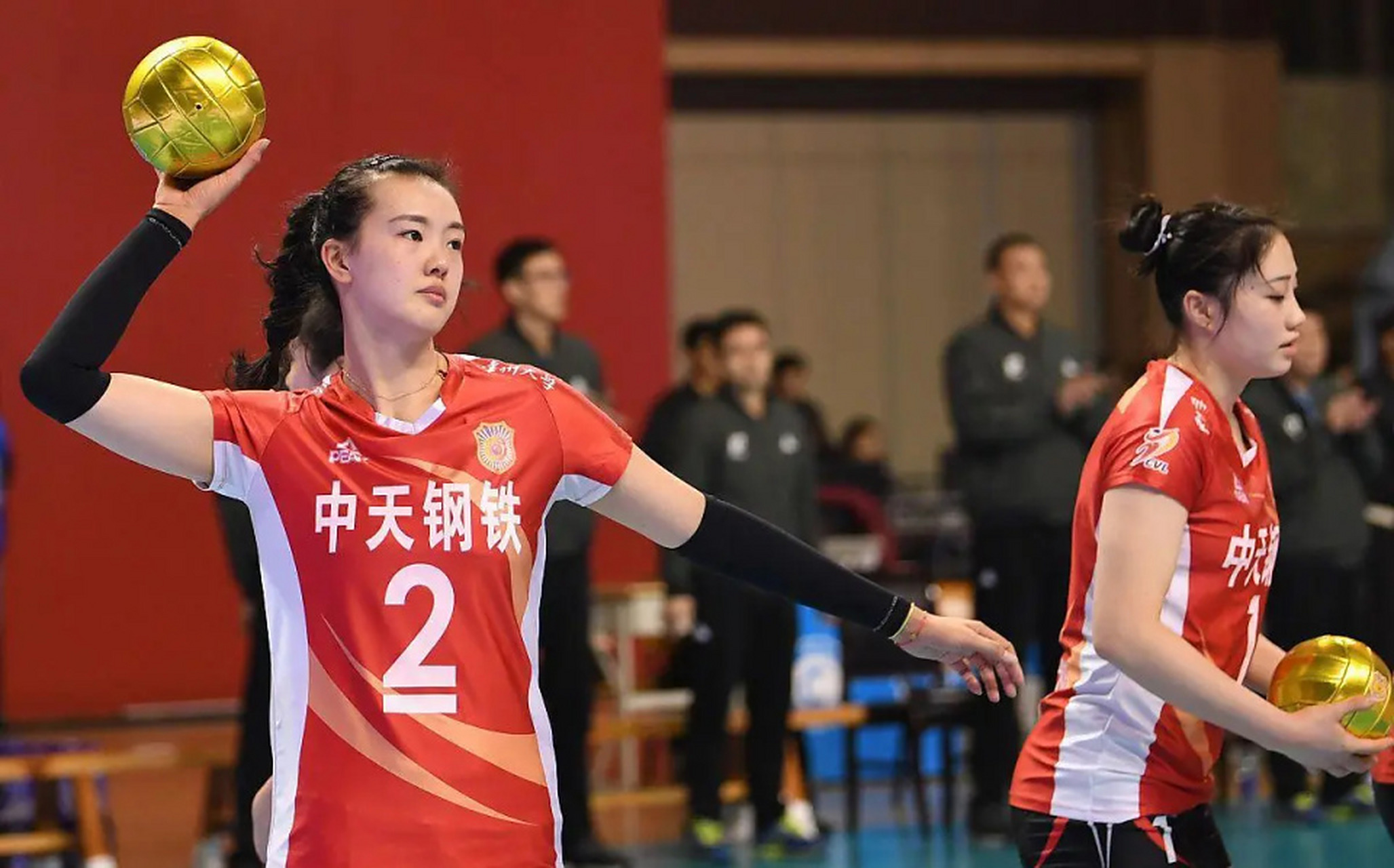 开云体育官网-关于攻守兼备：排球选手展现实力的信息