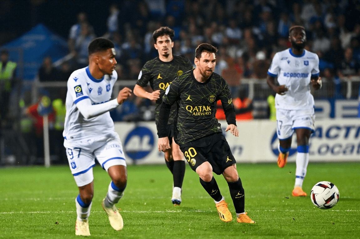 塞维利亚客场不敌梅尔加，领跑阵容受挑战的简单介绍