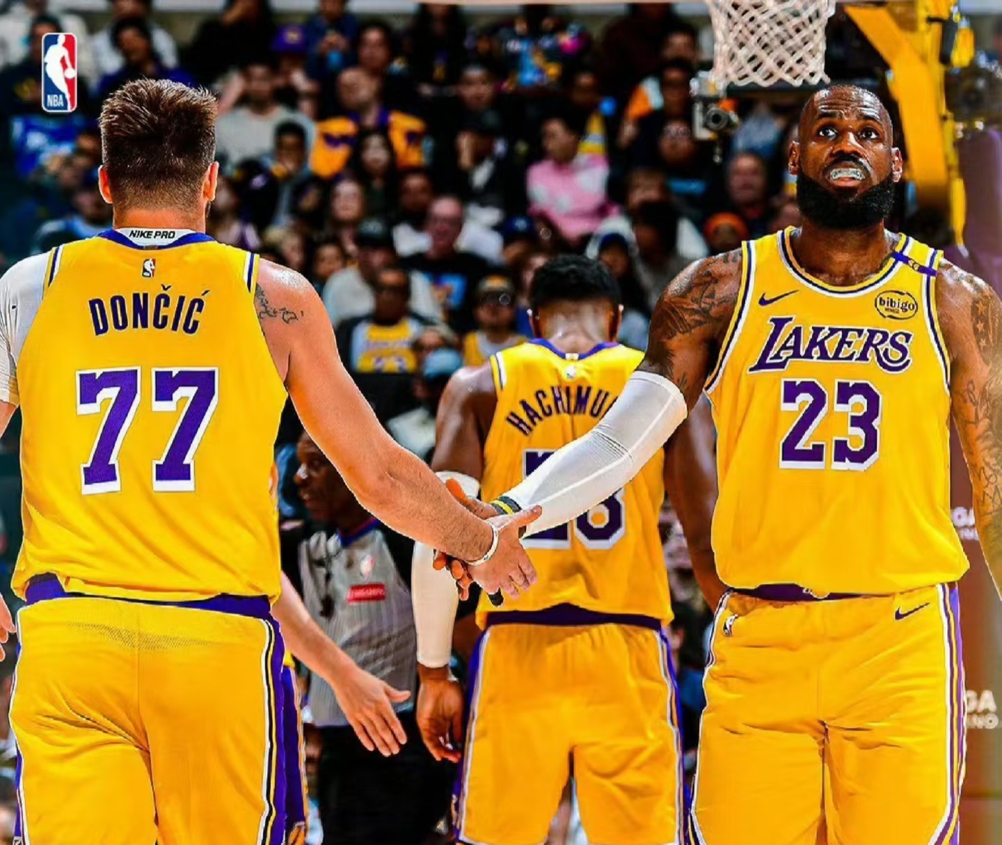 广东队完胜湖人，布克扛起全队