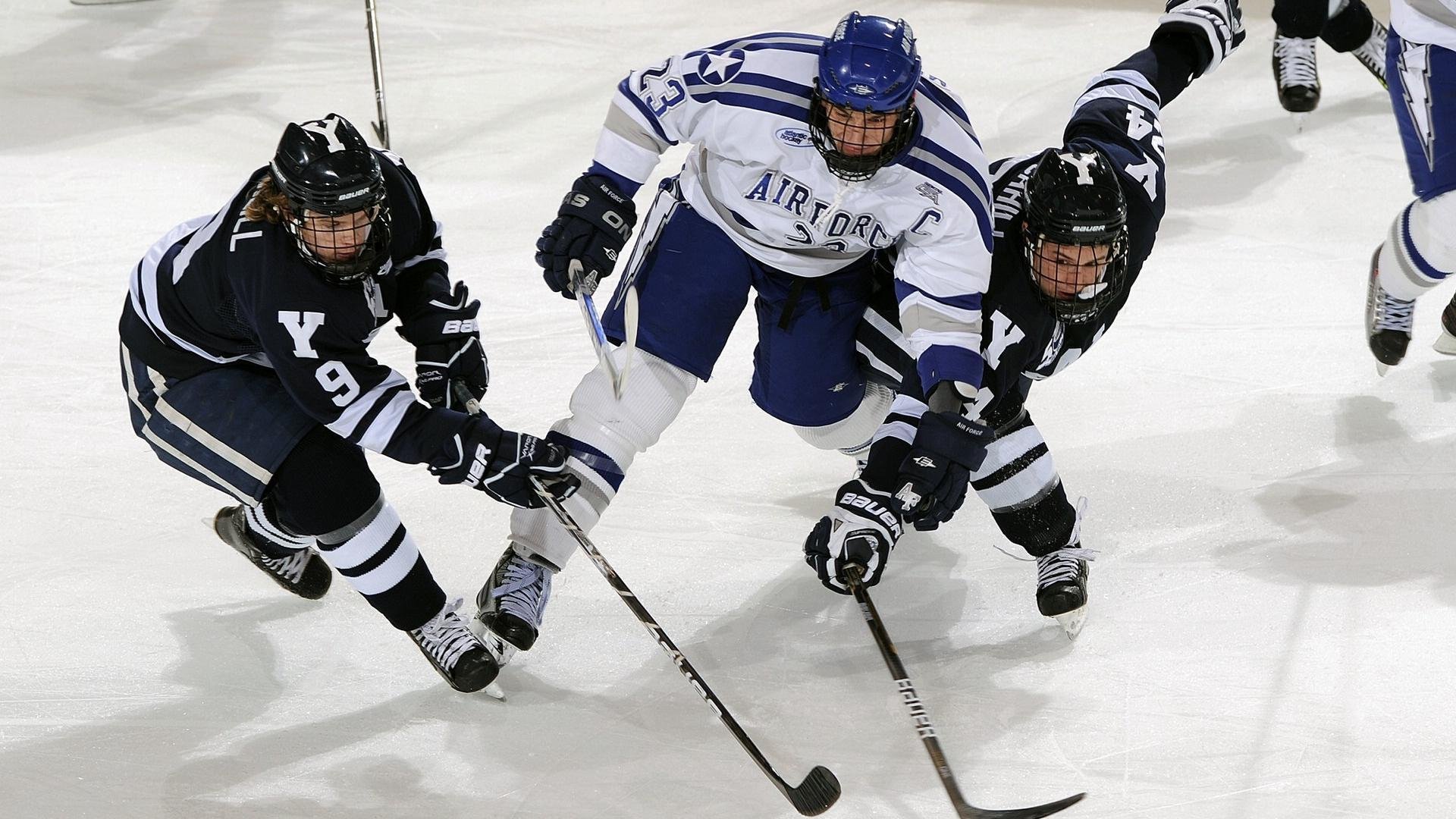 跨洋首战悬念尽散 字母哥主宰公牛狂胜吉林