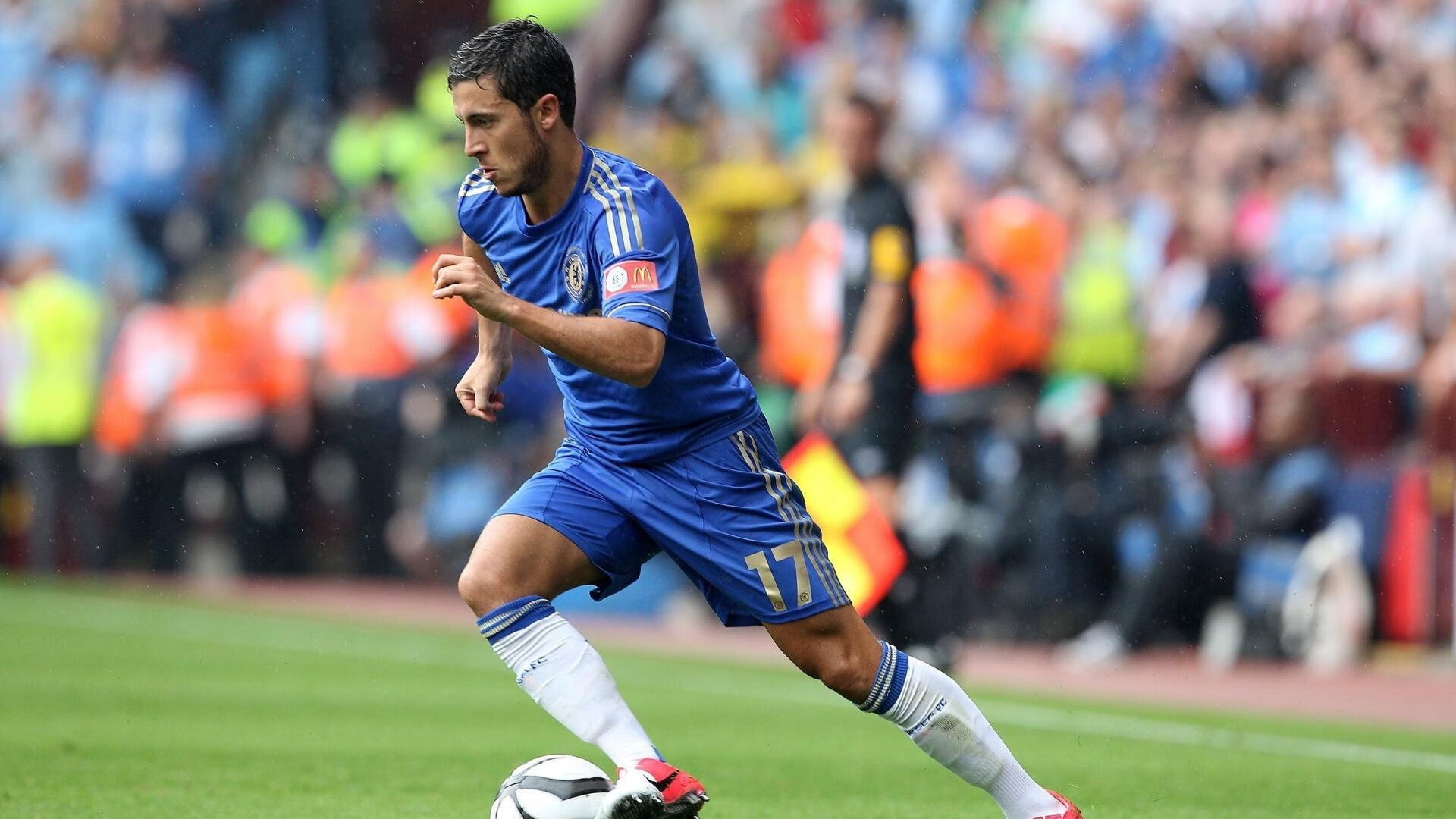 当波兰的白鹰啄食潘帕斯雄鹰，伊布的纪录在时间之外永恒